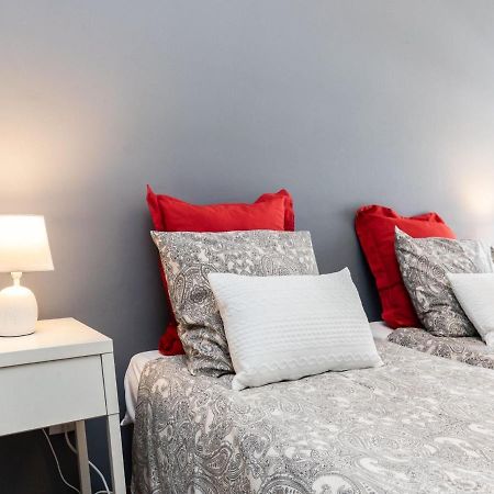 Akisol Faro Sunny Apartment Екстериор снимка
